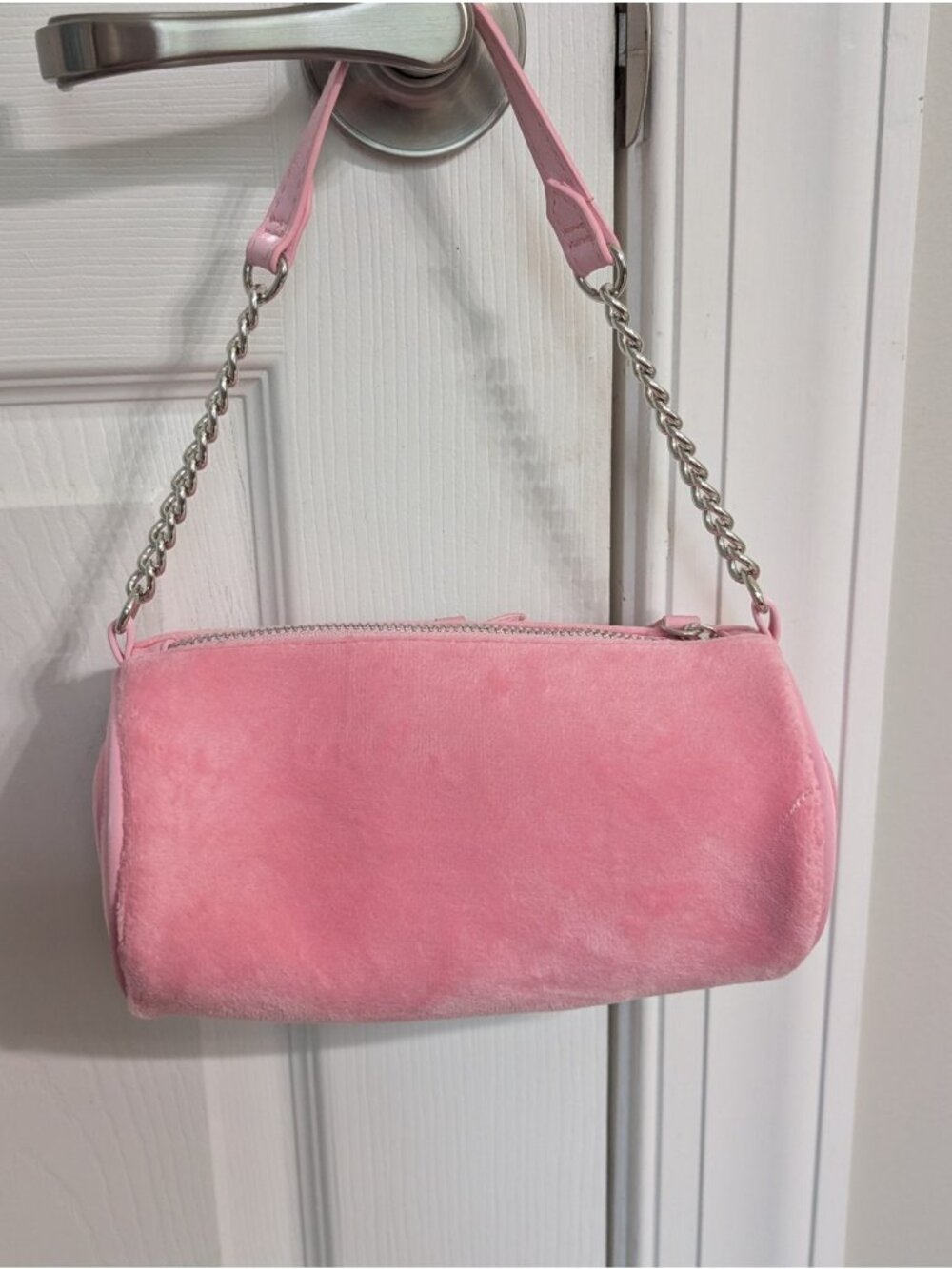 Women's Paris Hilton Pink "That's Hot" Mini Barrel Bag Velour Y2K Style - Picture 5 of 9